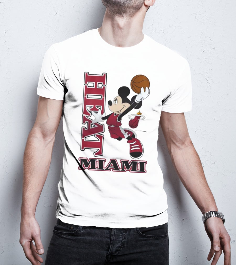 Mickey Mouse Miami Heat NBA Basketball Jumping Dunk T-Shirt