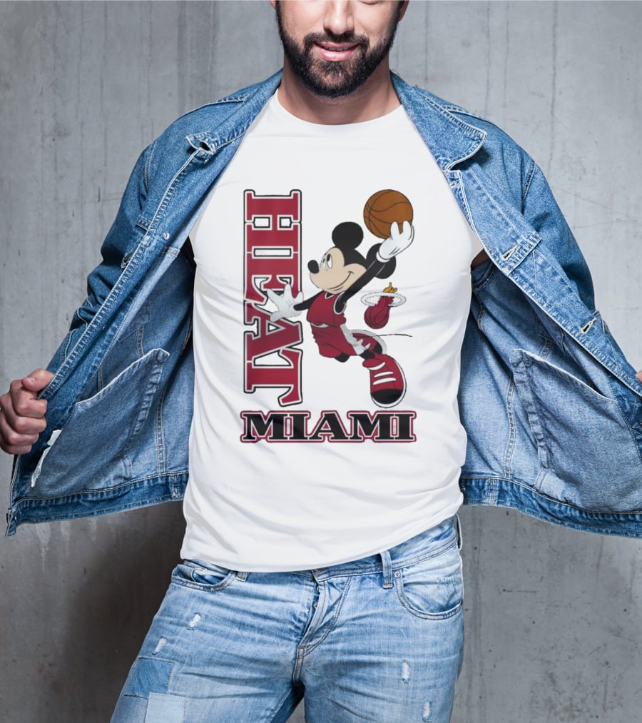 Mickey Mouse Miami Heat NBA Basketball Jumping Dunk T-Shirt