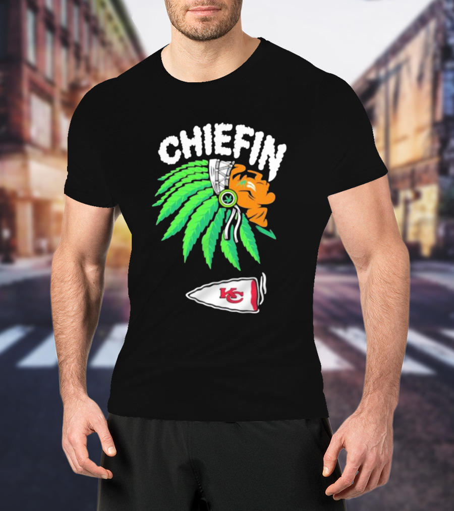 Kansas City Chiefs Chiefin Native Headdress Football T-Shirt