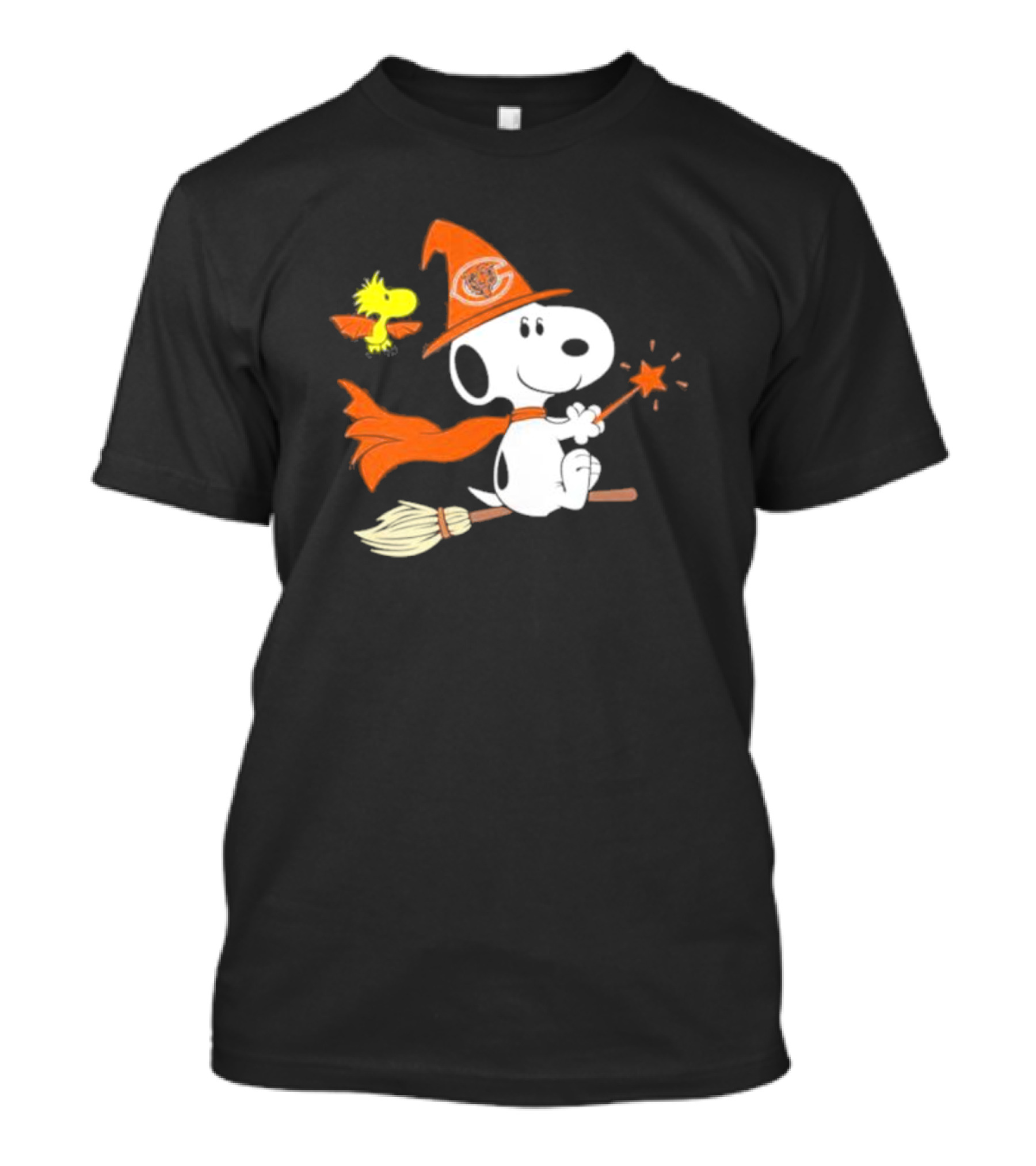 Snoopy Witch Chicago Bears Halloween Flying Broomstick Woodstock T-Shirt