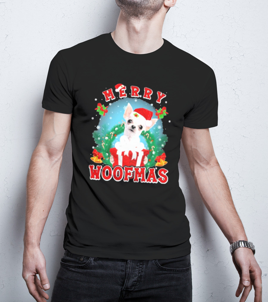 Chihuahua Merry Woofmas Santa Hat Wreath And Gift Box T-Shirt