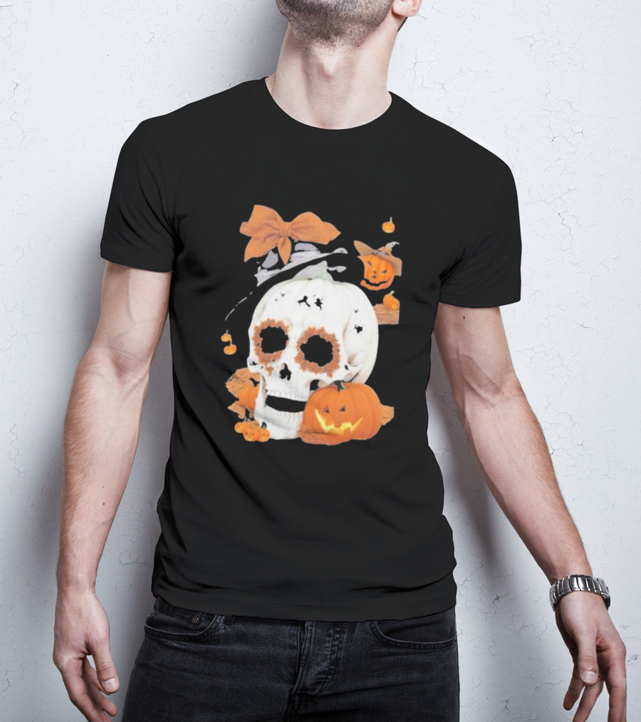 The Witch's Skull Pumpkin Halloween Hat And Laughing Jack-O'-Lanterns T-Shirt