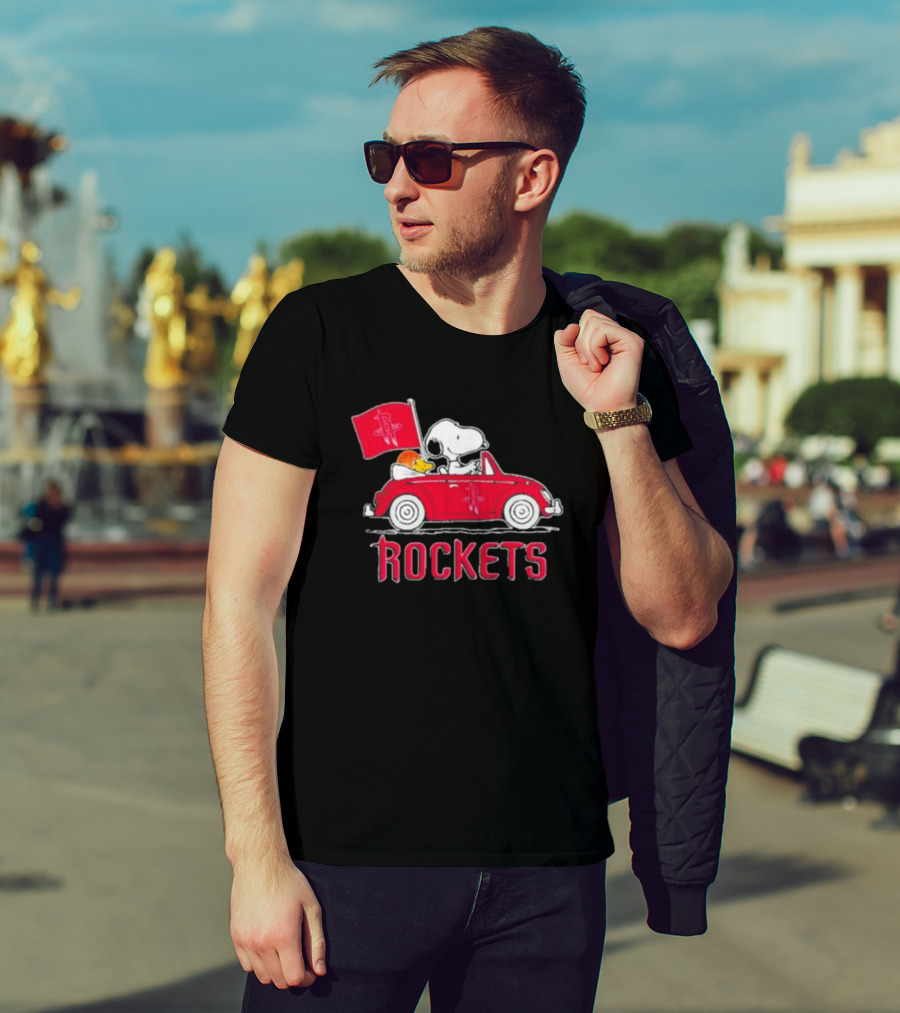 Houston Rockets Snoopy Dog Driving Red Car With Basketball Flag T-Shirt
