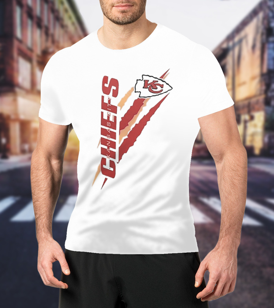 Kansas City Chiefs KC Arrowhead Logo Red Yellow Scratch Marks T-Shirt