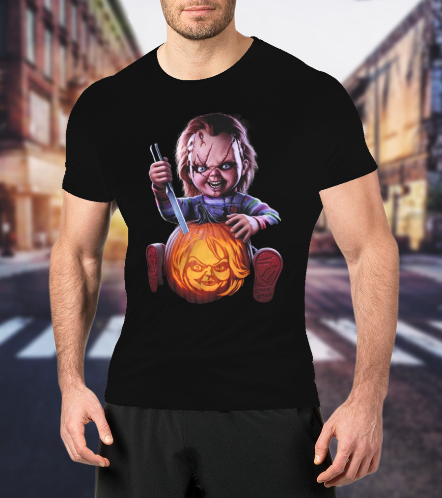 Chucky Creepy Carver Halloween Pumpkin Knife T-Shirt