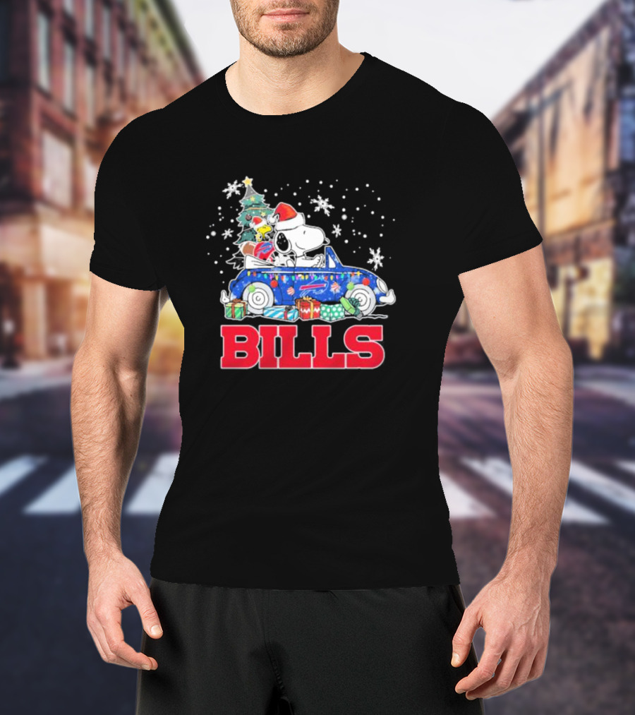 Peanuts Snoopy Woodstock Christmas Car Buffalo Bills Flag Winter Snowflakes T-Shirt