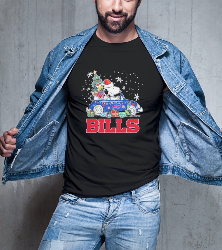 Peanuts Snoopy Woodstock Christmas Car Buffalo Bills Flag Winter Snowflakes T-Shirt