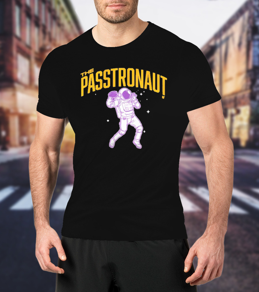 The Passtronaut Minnesota Football Astronaut Throwing Football T-Shirt