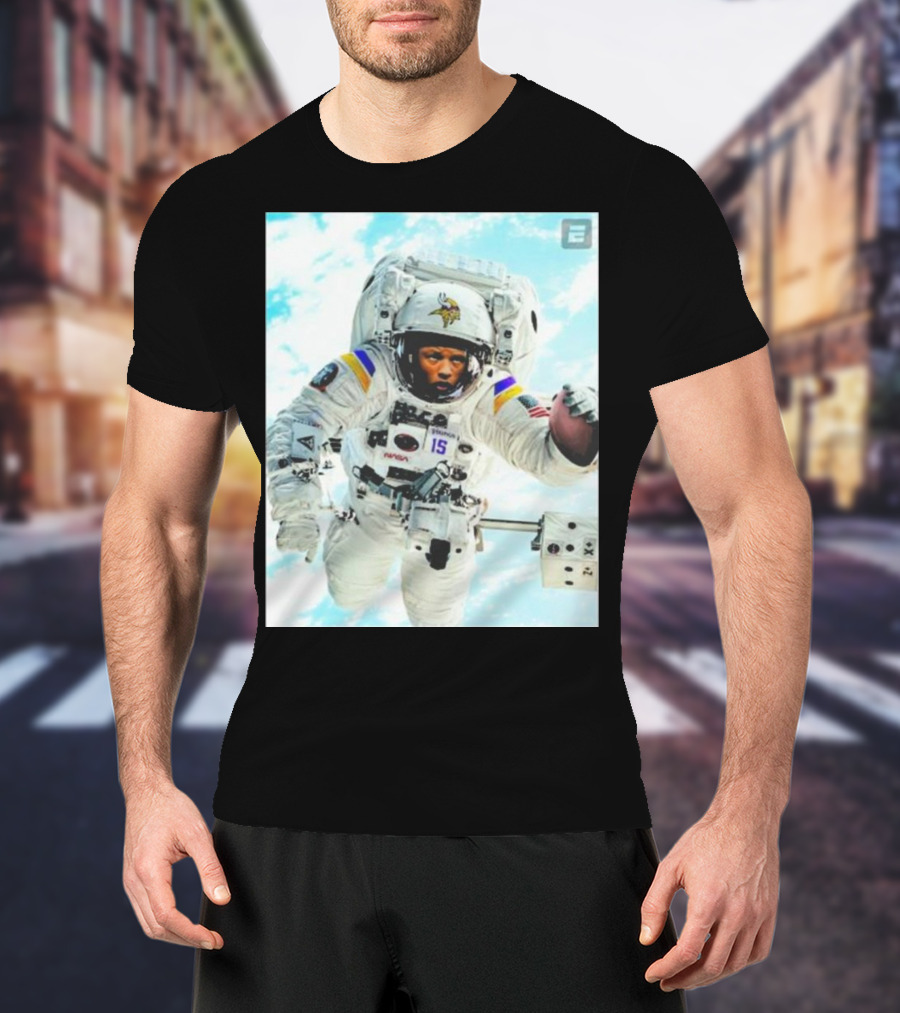The Passtronaut Vikings Football Astronaut Wins Second Straight Game T-Shirt