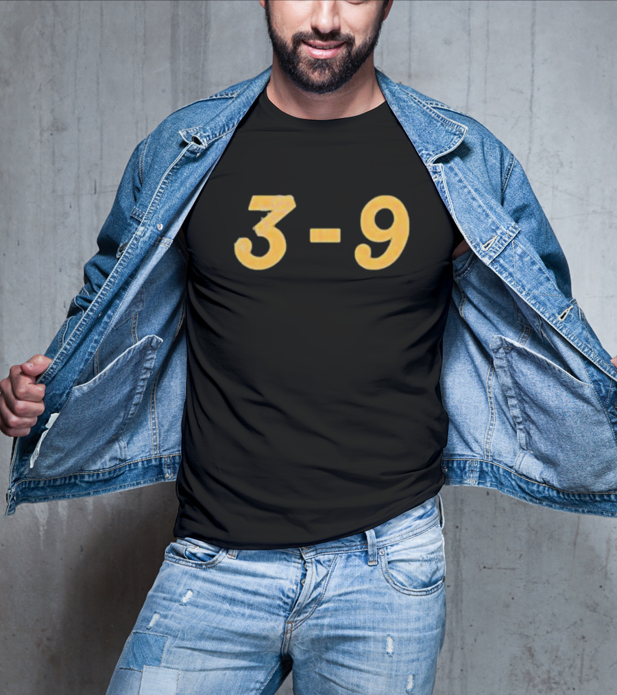 Old Grad 3-9 Pitt Football Fan T-Shirt