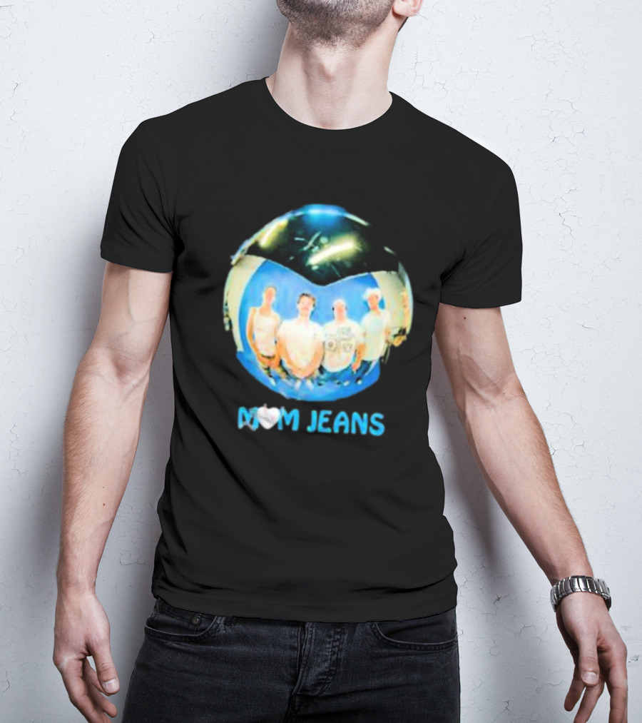 Mom Jeans Band Fisheye Group Photo Orb T-Shirt