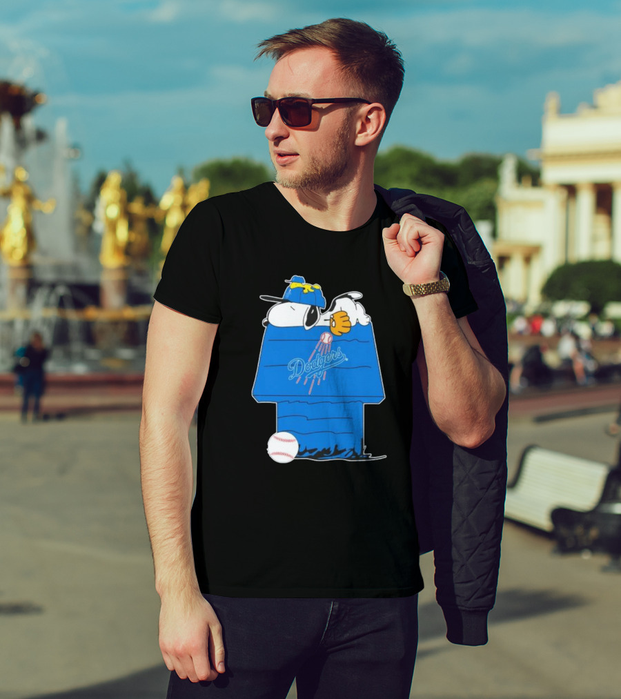 Snoopy And Woodstock Sleeping On Los Angeles Dodgers Doghouse With Baseball T-Shirt