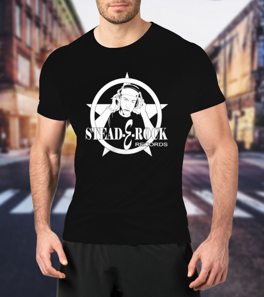 Stead E Rock Records Erockalipse DJ Headphones Star Emblem T-Shirt