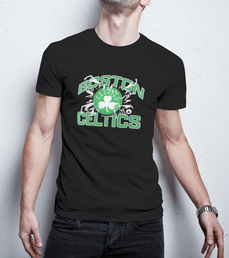 Boston Celtics Fanatics Shattered Logo Burst T-Shirt