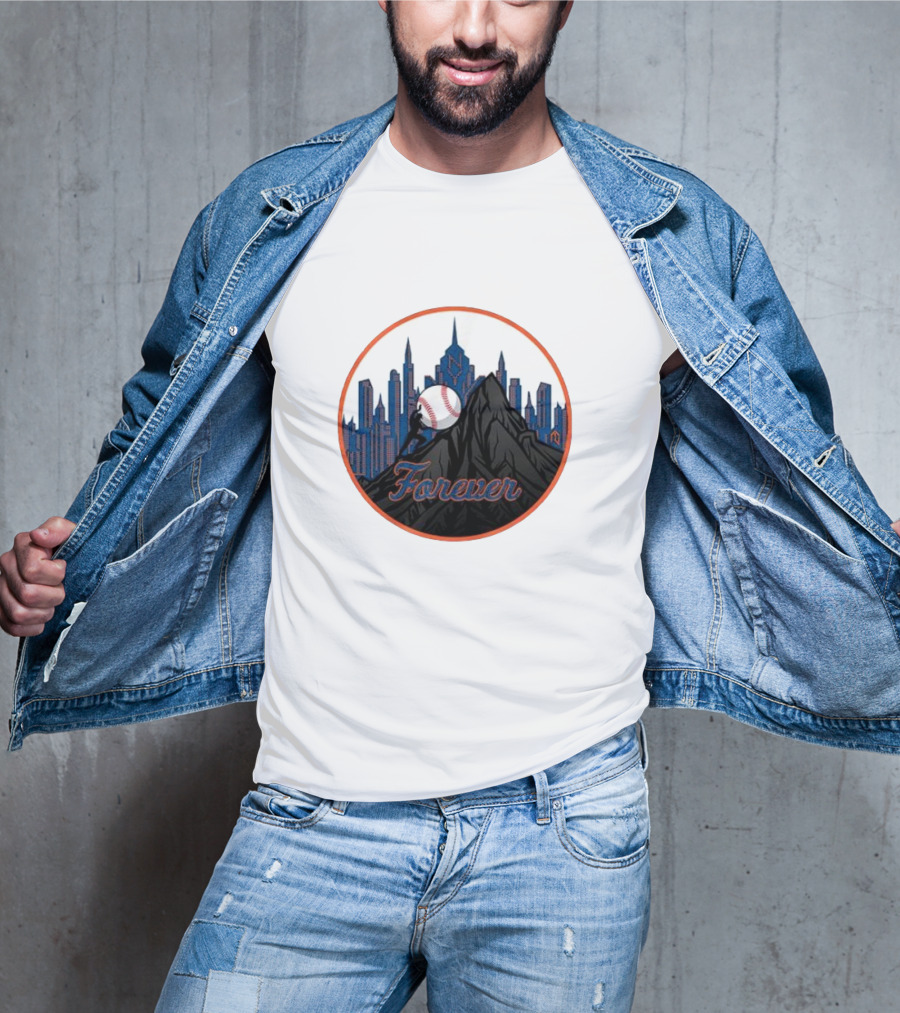 New York Met Fan Forever Skyline Baseball Statue T-Shirt