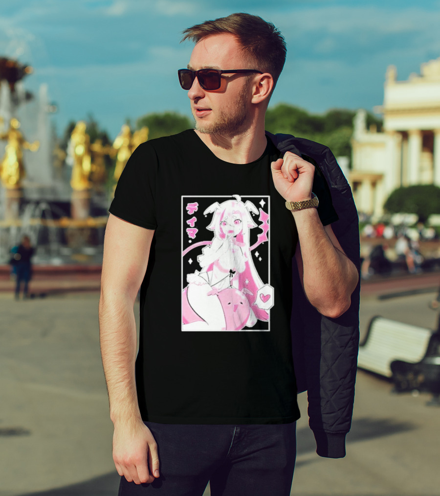 Uwumarket Dimatheduchess Thigh Love Pink Anime Character With Heart And Japanese Text T-Shirt