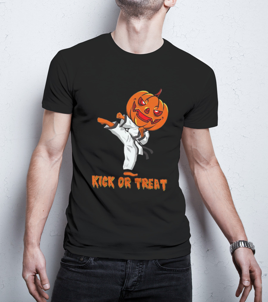 Kick Or Treat Taekwondo Pumpkin Halloween T-Shirt