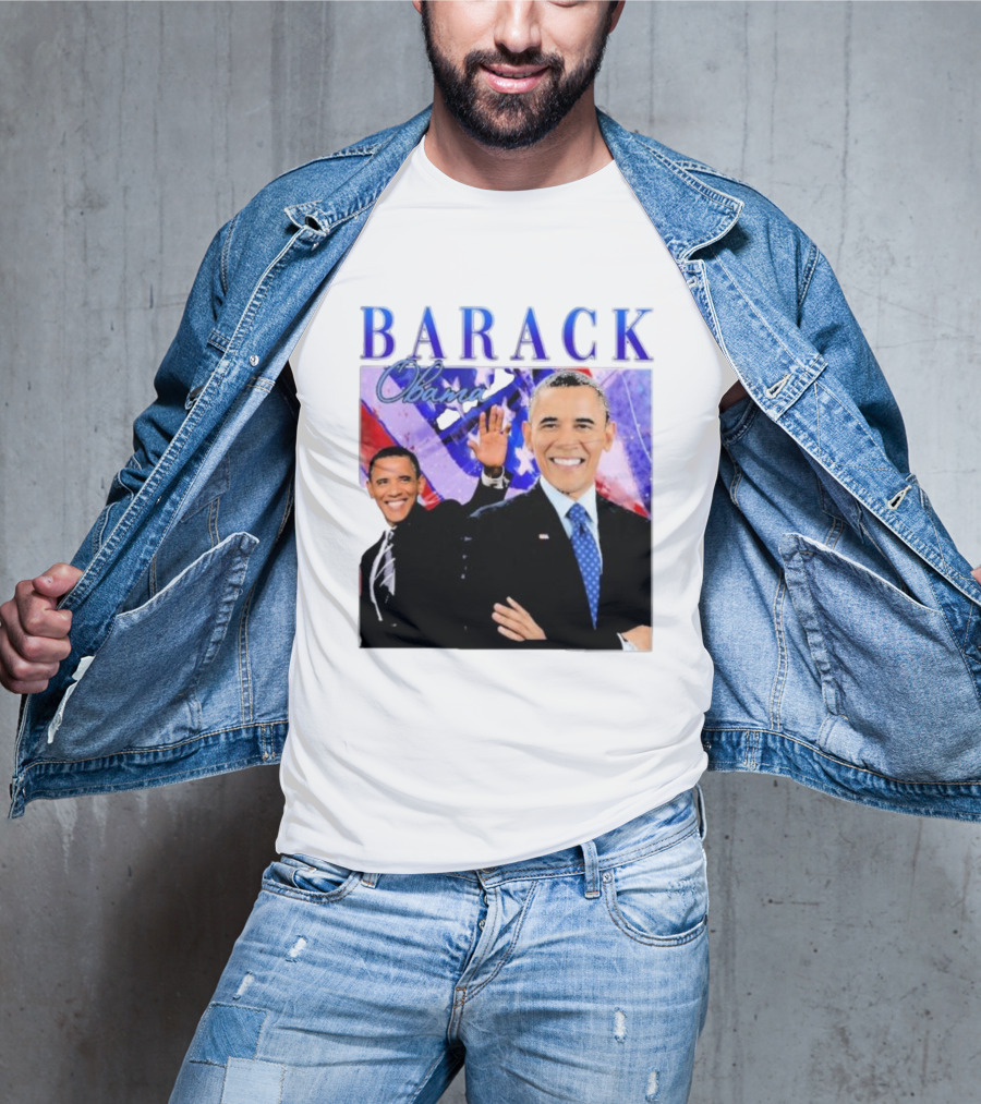 BARACK Obama Smiling Pose With Patriotic Background T-Shirt