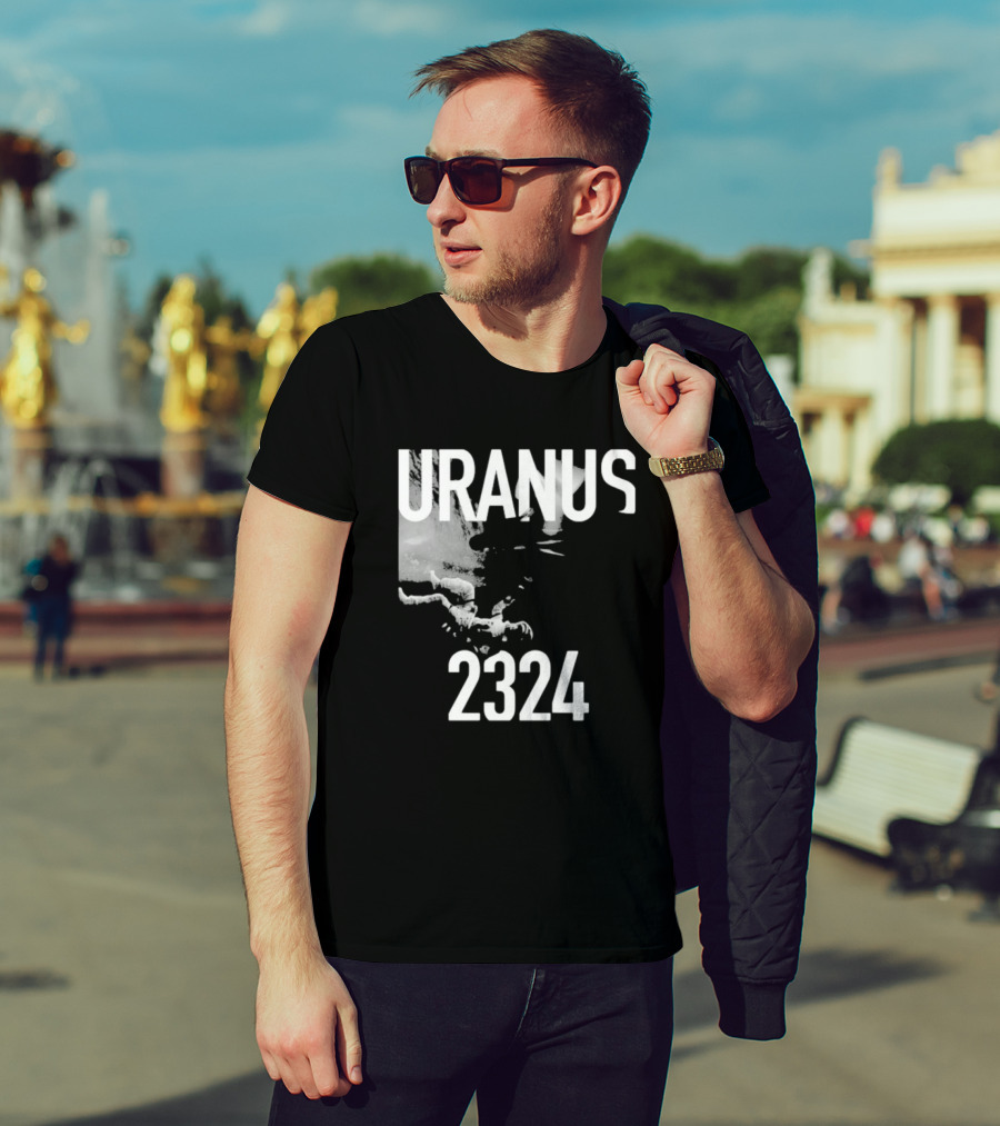 URANUS 2324 Astronaut Floating In Space T-Shirt