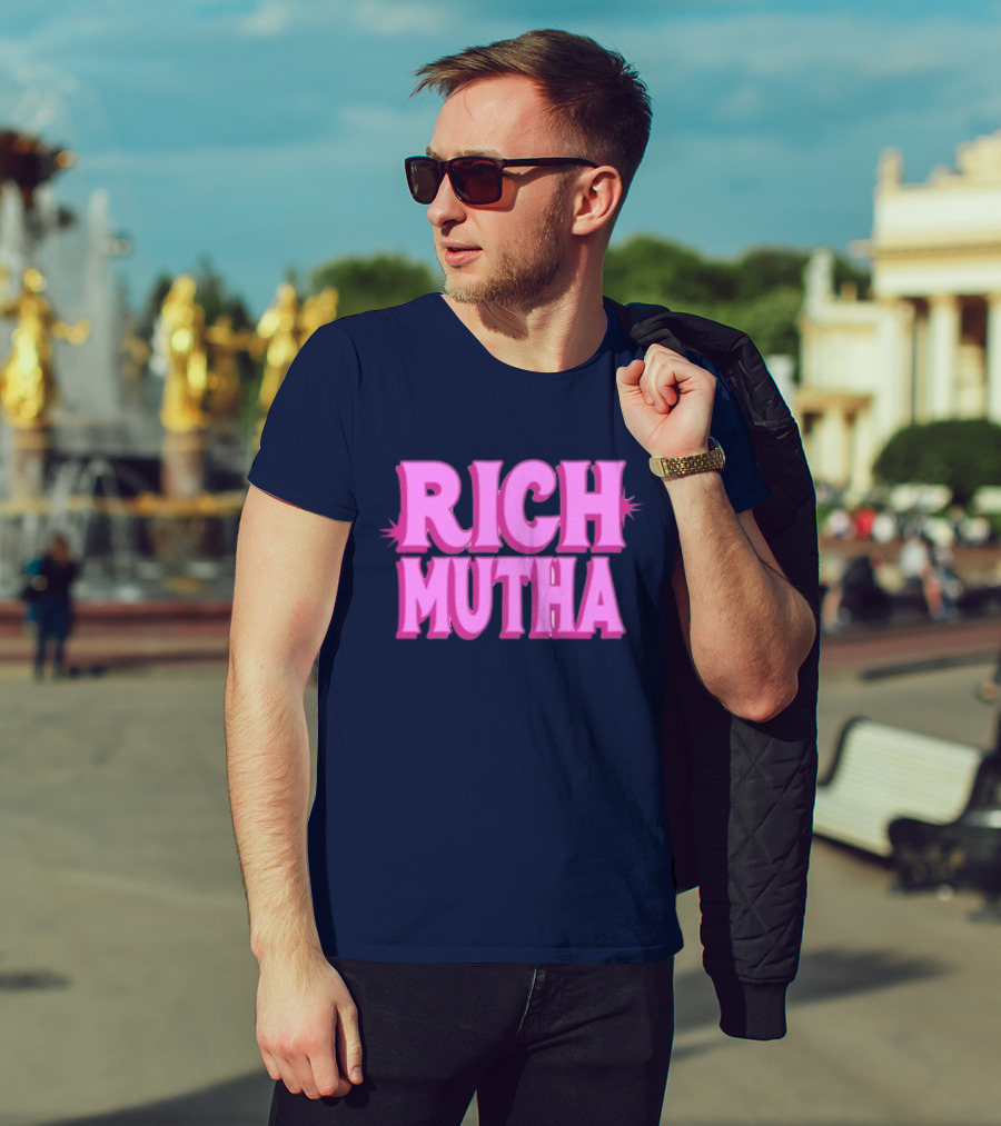 Monaleo Rich Mutha Pink T-Shirt