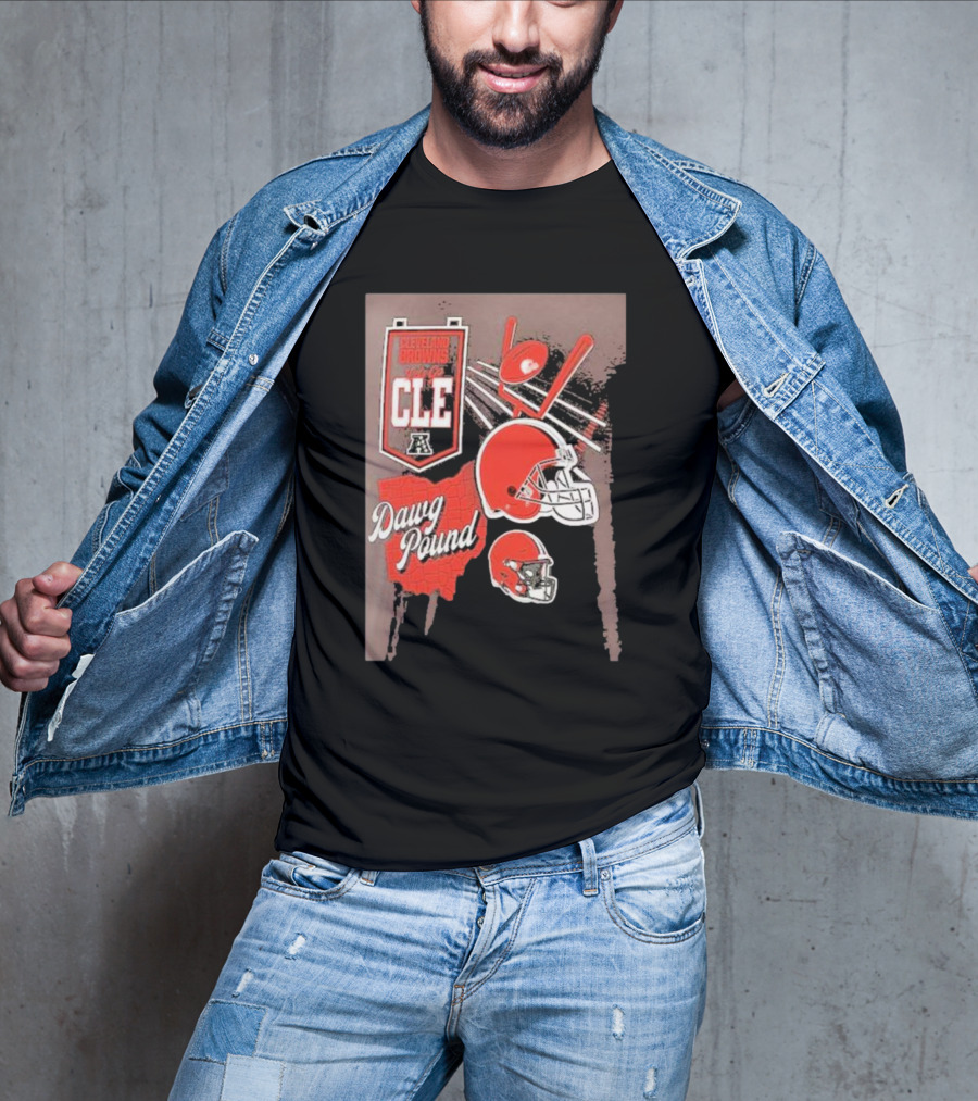 Cleveland Browns Dawg Pound Helmet CLE Football Fanatics Branded Split Zone T-Shirt