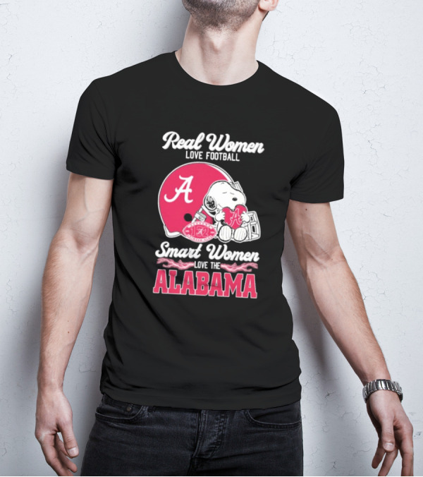 Real Women Love Football Smart Women Love The Alabama Crimson Tide 132 Season Snoopy Helmet T-Shirt