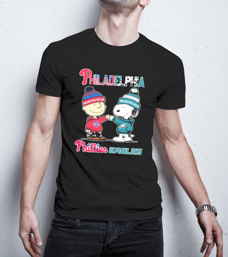 Philadelphia Phillies Eagles Snoopy Charlie Brown Fist Bump Collaboration T-Shirt
