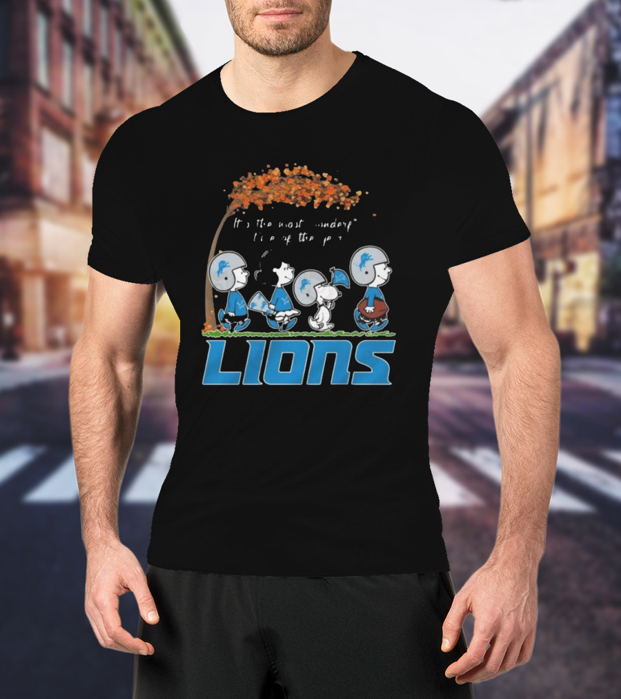 Peanuts Characters It's The Most Wonderful Time Of The Year Detroit Lions T-Shirt