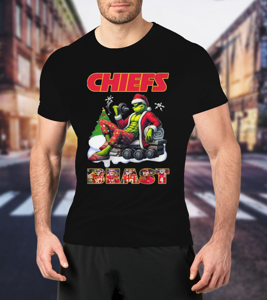 Chiefs Grinch Santa Beast Christmas Gymmer Kansas NFL 2025 T-Shirt