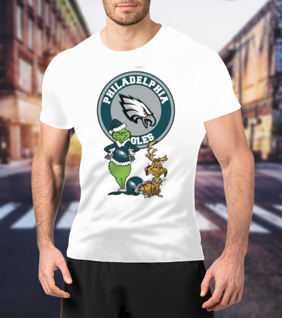 Grinch And Max Philadelphia Eagles Merry Christmas T-Shirt
