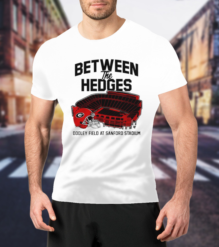 Between The Hedges Georgia Bulldogs Dooley Field At Sanford Stadium T-Shirt