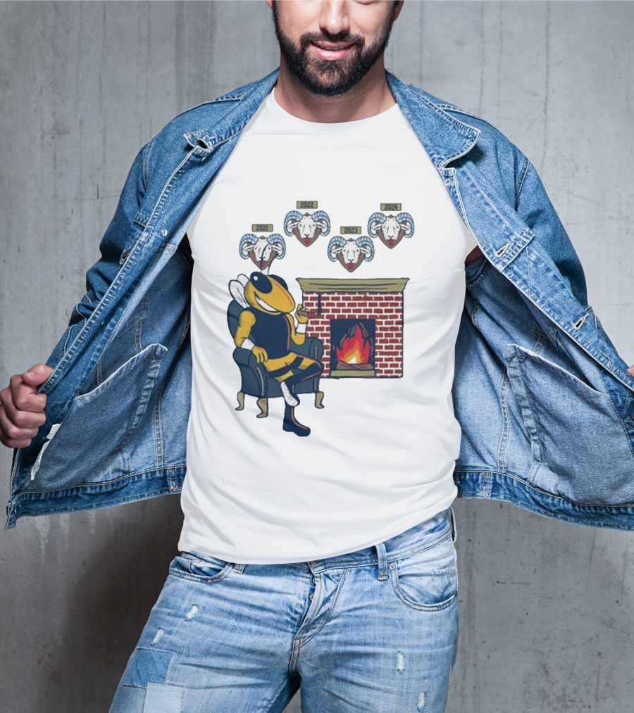 GT Mantel Pocket Yellow Jacket By Fireplace With Ram Trophies T-Shirt