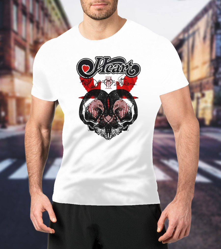 Heart Royal Flush Tour 2025 Playing Card Motif With Heart And Lightning Bolt T-Shirt