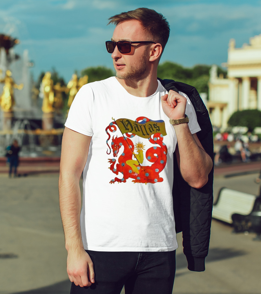 Hällas Flower Knight Riding Red Polka Dot Dragon T-Shirt
