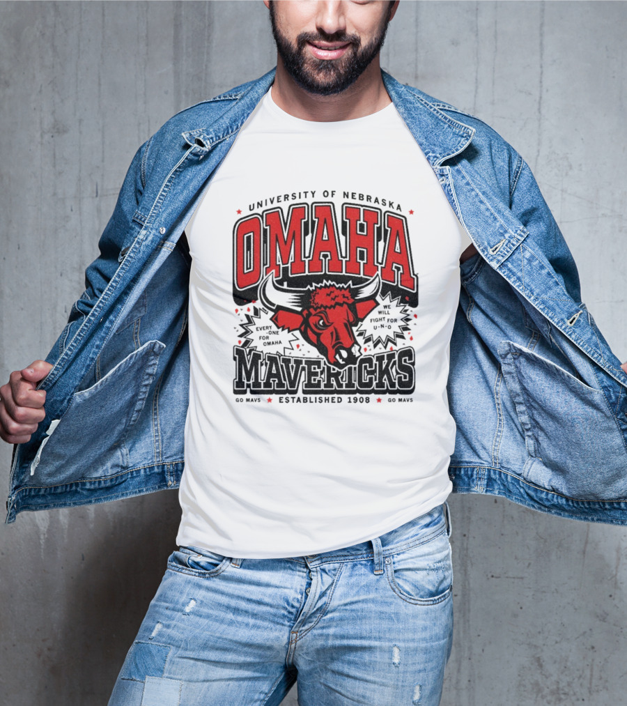 Omaha Mavericks Max Collegiate Bull Symbol With Stars T-Shirt
