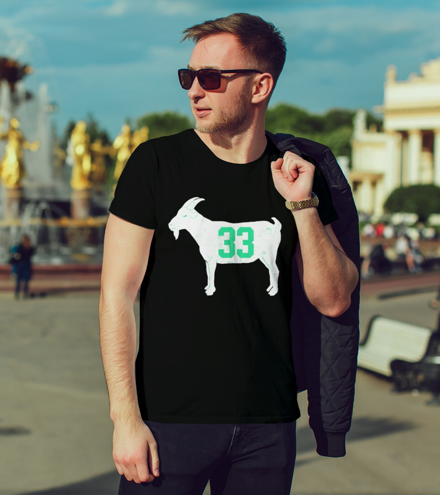 Larry Bird Goat 33 Boston Celtics St Patrick's Day Basketball T-Shirt