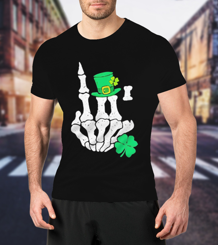 Skeleton Hand With Leprechaun Hat And Shamrock St Patricks Day T-Shirt
