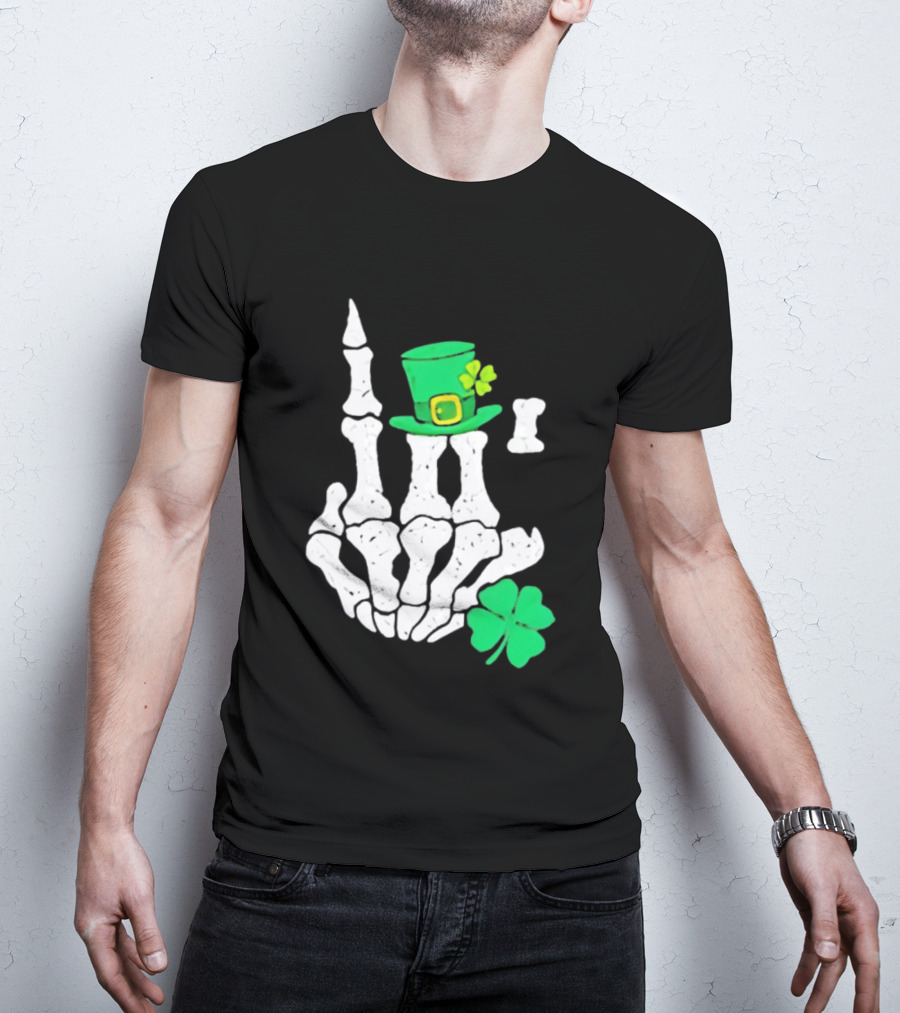 Skeleton Hand With Leprechaun Hat And Shamrock St Patricks Day T-Shirt