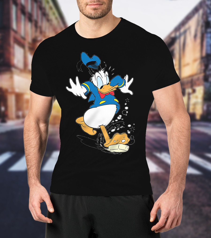 Just A Woman Who Loves Duck Donald Duck Classic Character Enthusiast T-Shirt