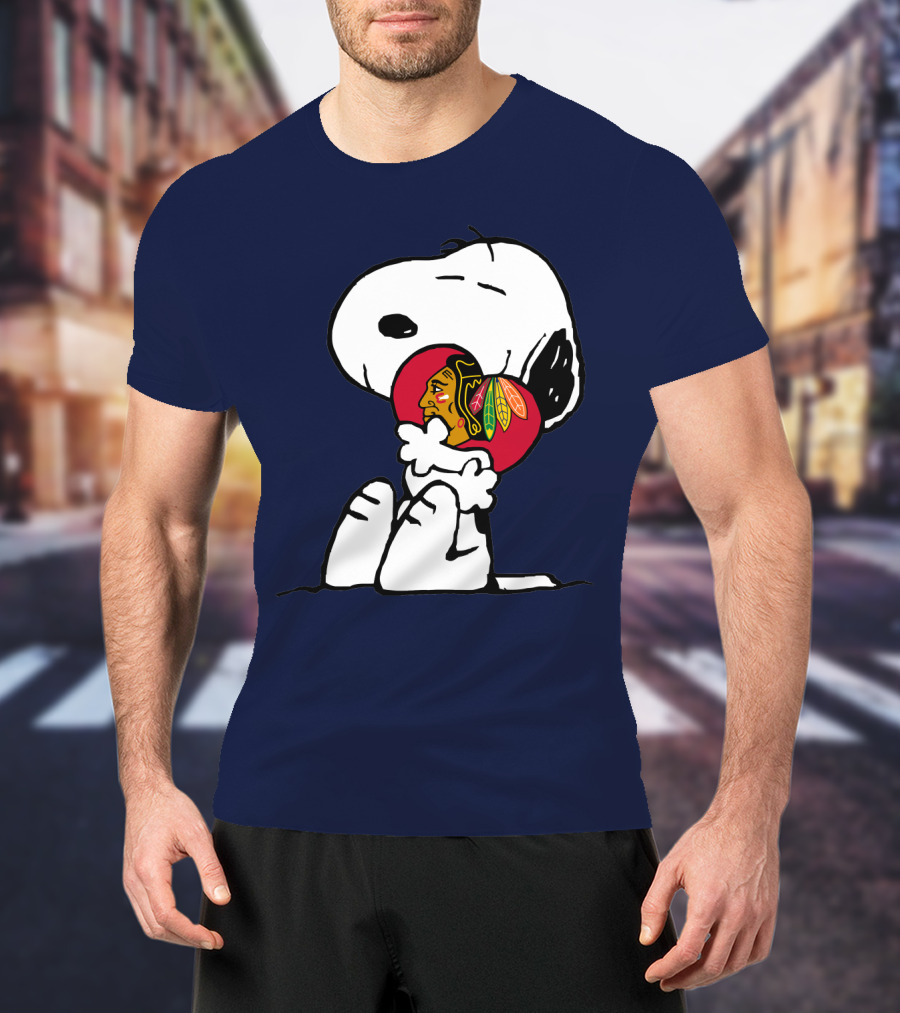 Snoopy Hugging Chicago Blackhawks Hockey T-Shirt