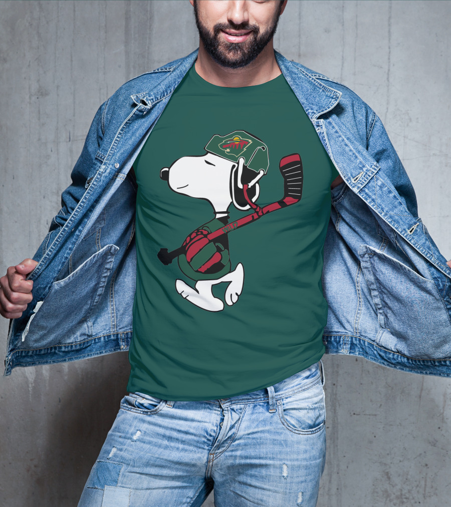 Minnesota Wild Snoopy Hockey T-Shirt