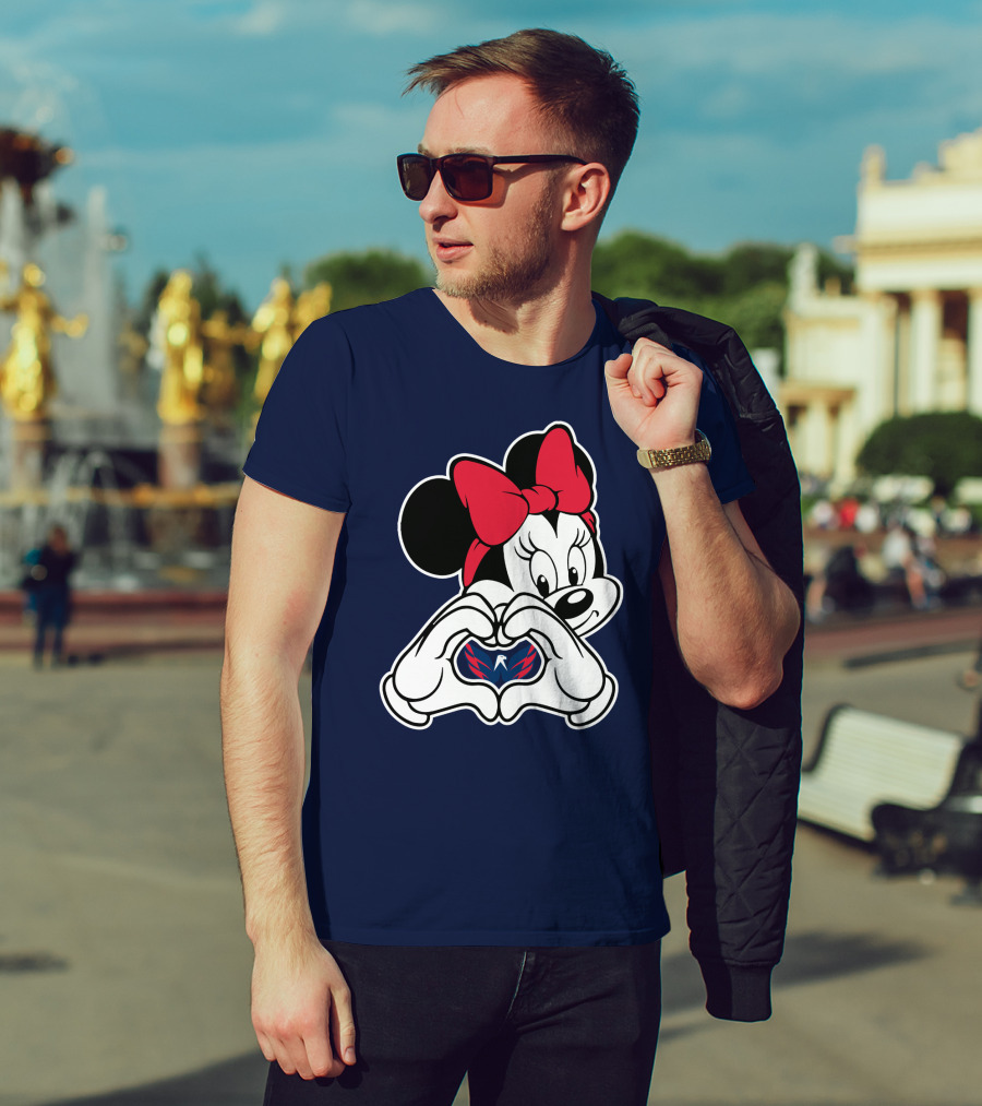 Minnie Mouse Heart Hands Washington Capitals T-Shirt