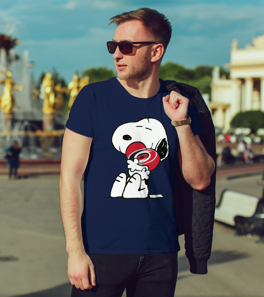 Snoopy Hugging Carolina Hurricanes Hockey Team T-Shirt