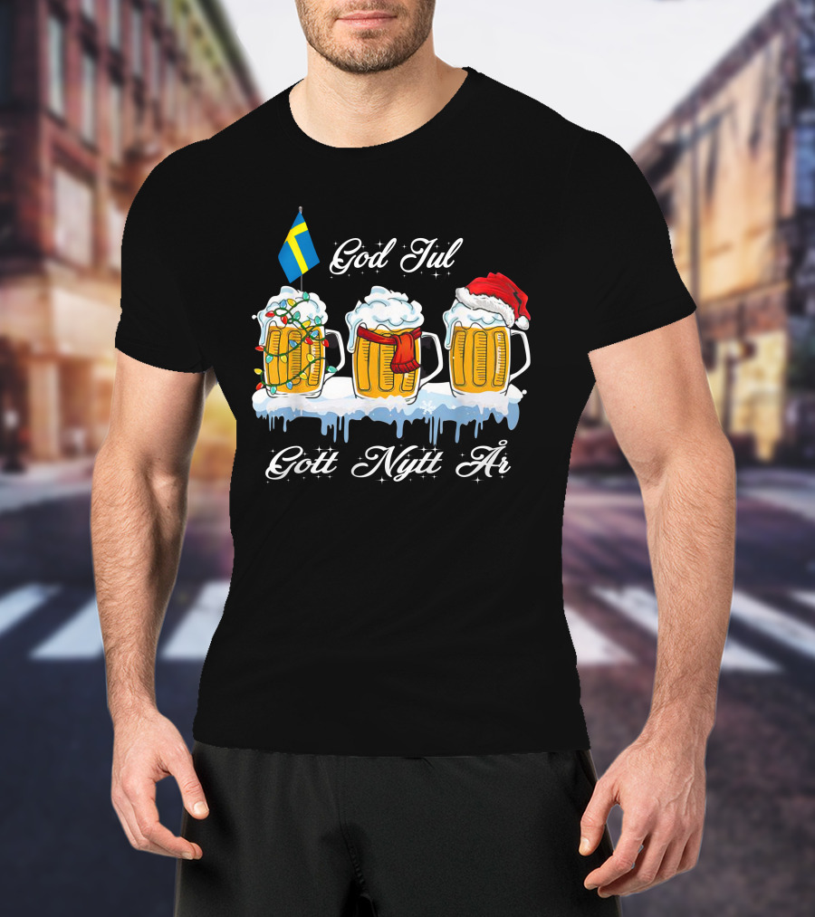 God Jul Gott Nytt År Swedish Christmas Beer Mugs With Santa Hat And Flag T-Shirt