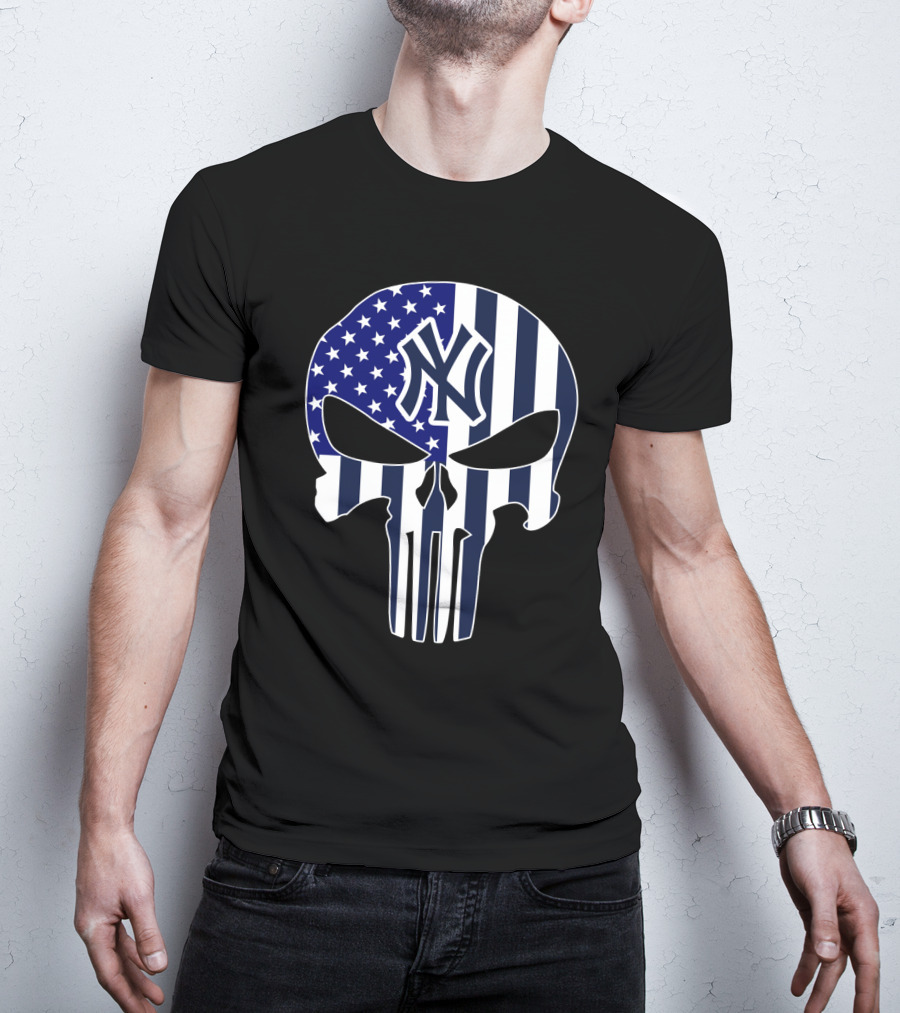 New York Yankees Skull With American Flag T-Shirt