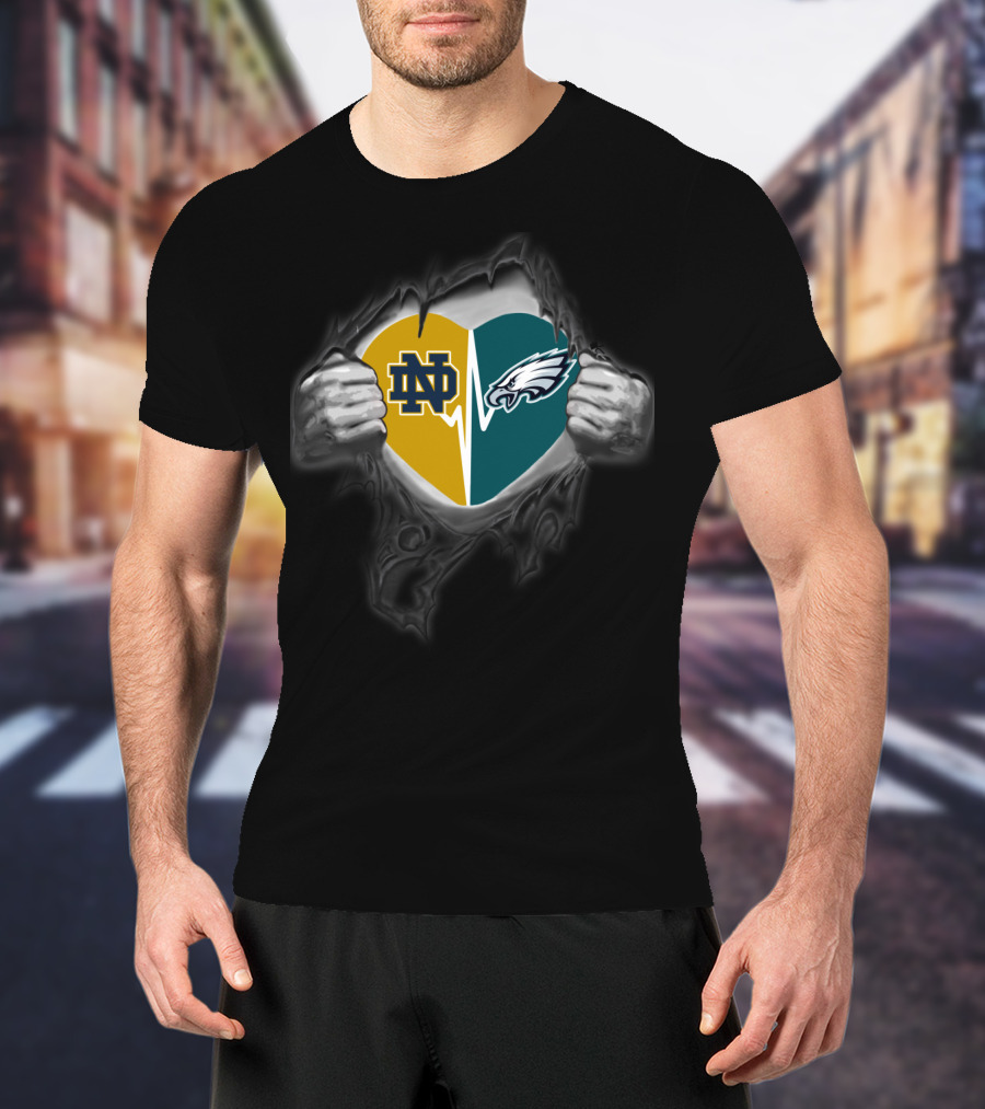 Notré Dame Eagles Heart Torn Pullover T-Shirt