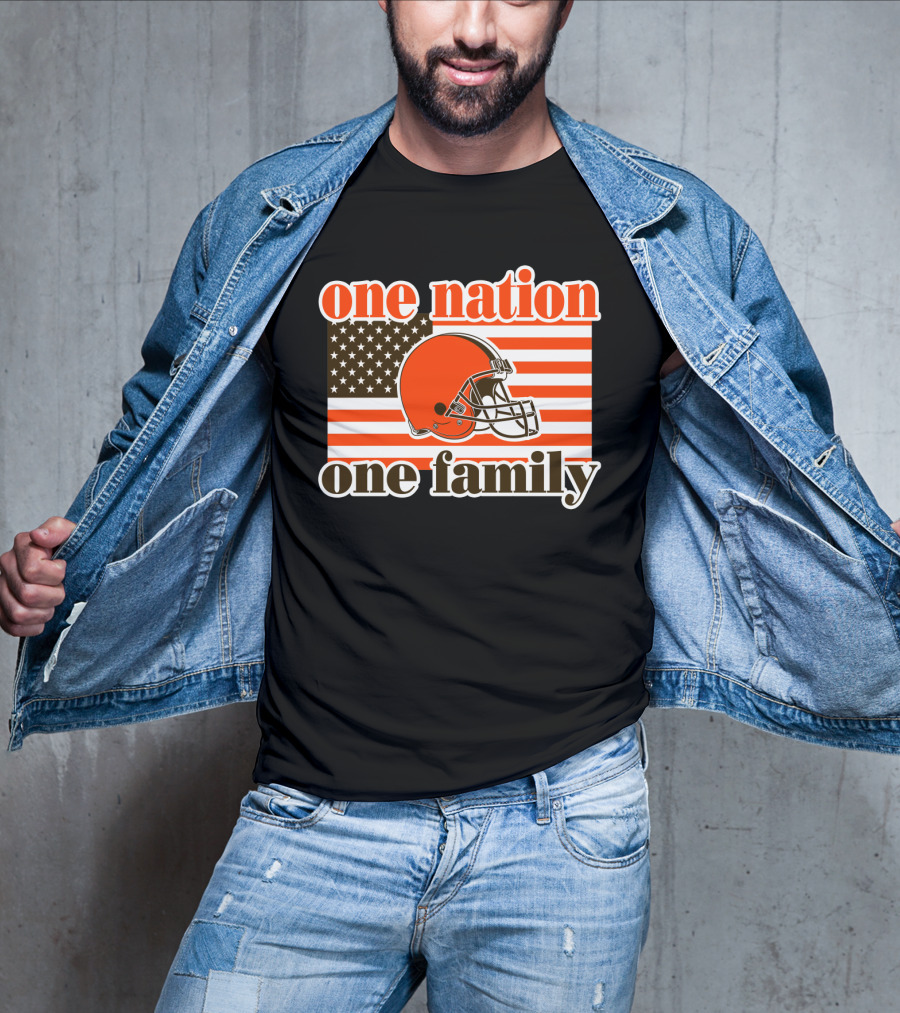 One Nation One Family Cleveland Browns Helmet Flag T-Shirt
