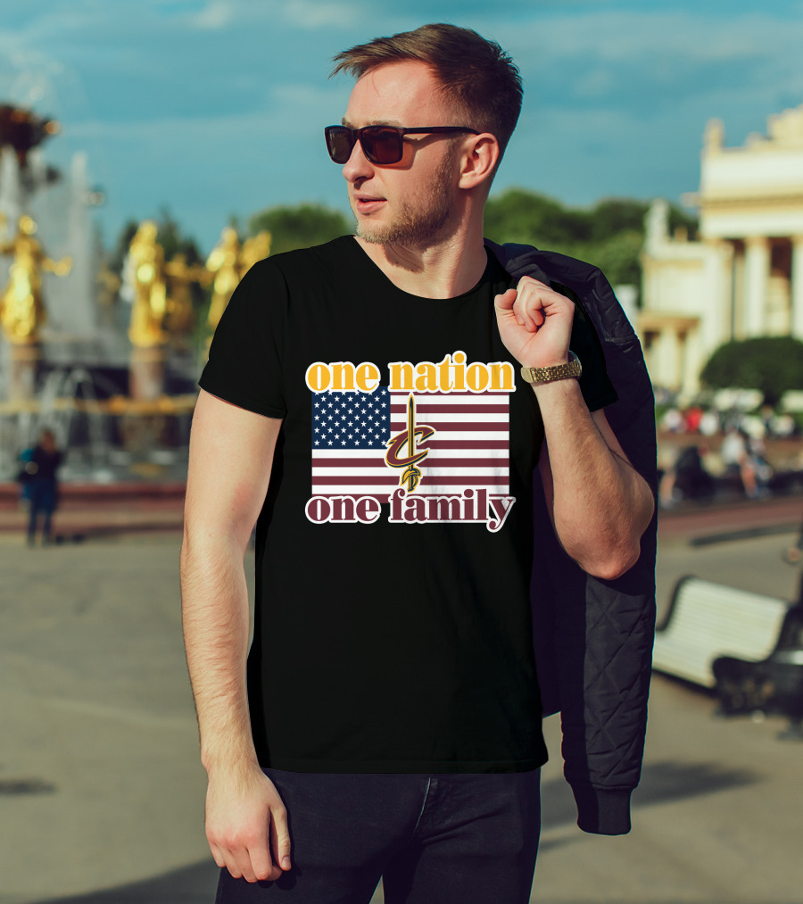 One Nation One Family Cleveland Cavaliers American Flag T-Shirt
