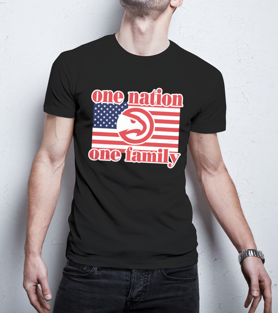 Atlanta Hawks One Nation One Family Usa Flag T-Shirt