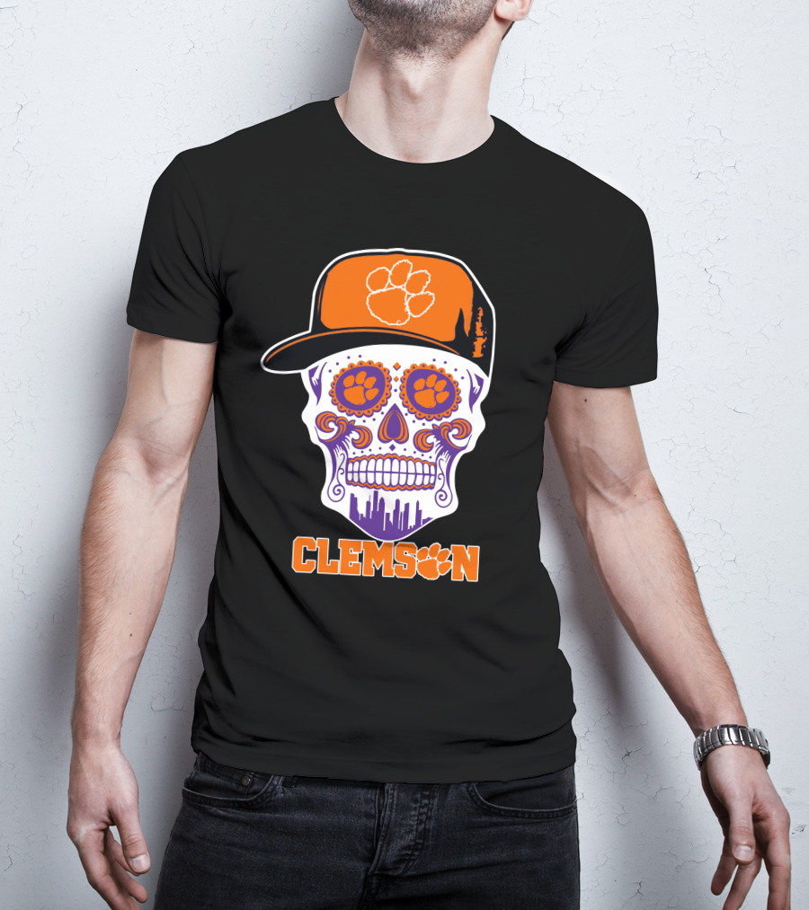 Clemson Tigers Skull With Paw Pattern And Cap T-Shirt